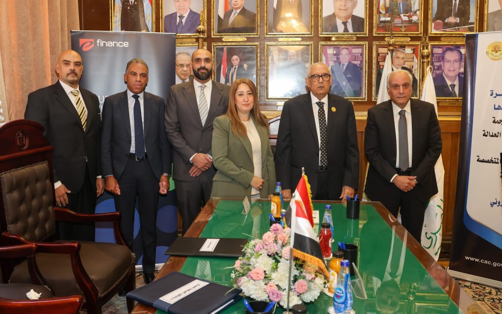محكمة استئناف القاهرة" تطلق خدمات إلكترونية جديدة.. بالتعاون مع وزارة الاتصالات وهيئة البريد