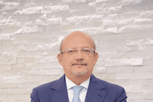حسين رفاعي الرئيس التنفيذي والعضو المنتدب