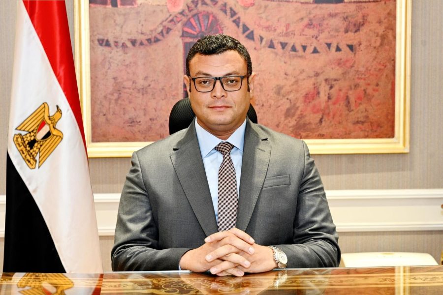 وزير الإسكان يتابع موقف طلبات توفيق الأوضاع والمرافق والطرق بمدينة سفنكس الجديدة