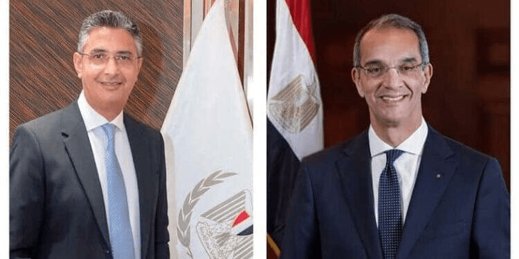 التموين والاتصالات تطلقان الاستمارة التحديثية للخدمات التموينية بالكارت الموحد