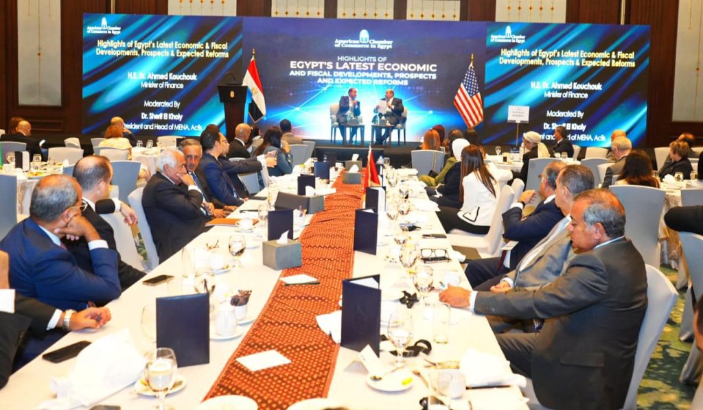 وزير المالية : القطاع الخاص.. أثبت قدرته على النمو والمنافسة والاستجابة