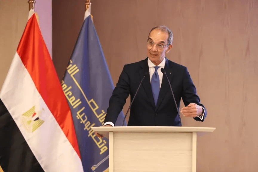 وزير الاتصالات يشهد حفل تخريج طلاب الجامعات الملتحقين
