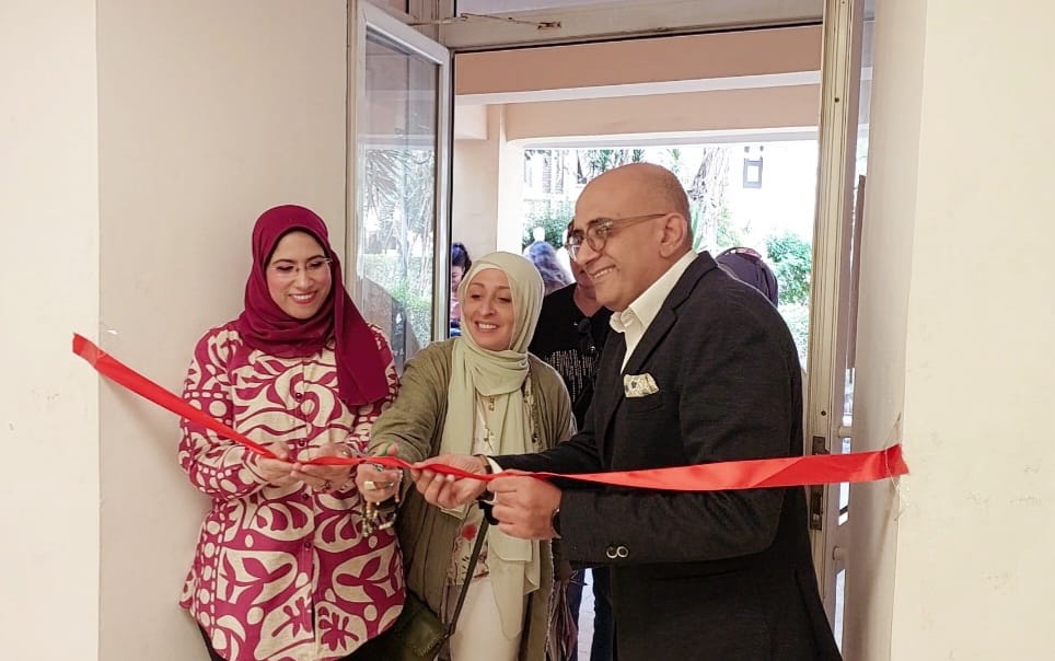إيمان الطوخي تُبدع سمفونية "كش ملك"صراع الإبداع بين الأبيض والأسود على رقعة الفن