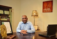 أستاذ بالجامعة الأمريكية يشارك في دراسة عالمية