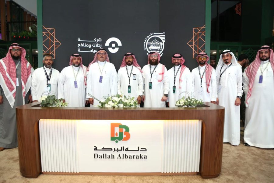 "دله البركة"صالح كامل في خدمة ضيوف الرحمن